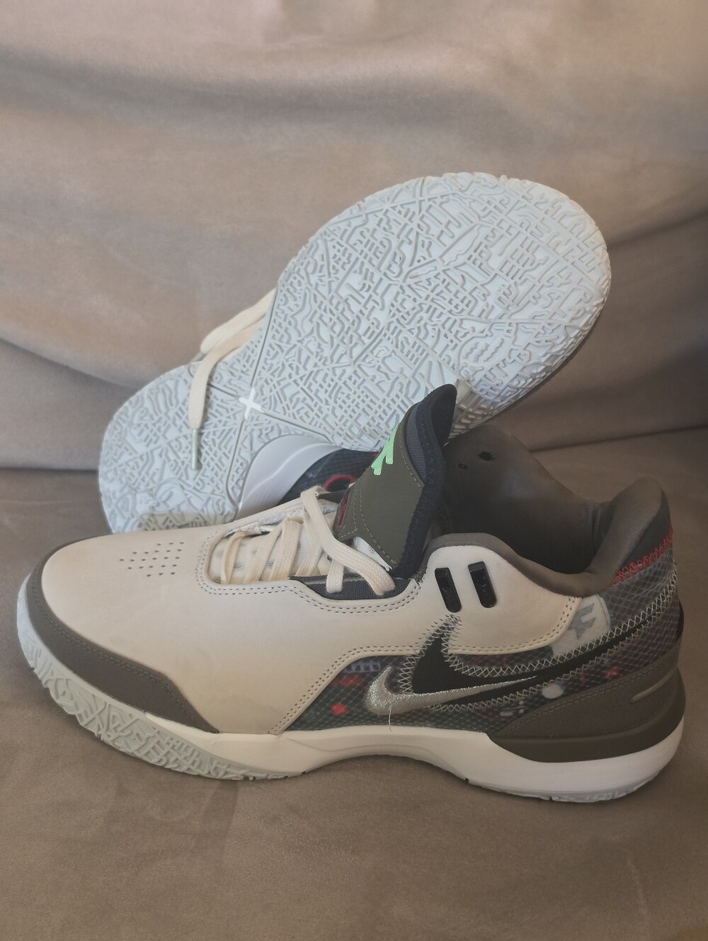 NEW FaZe Clan × Nike LeBron NXXT Gen AMPD Light Cream Olive sz 8 HF0715-200 nwob